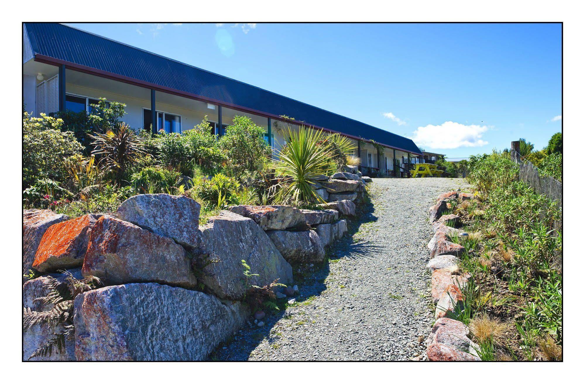 Hotel Lake Brunner Greymouth Exterior foto